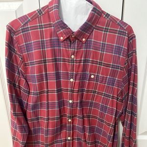 Vineyard Vines Pink Button Down Shirt - Large